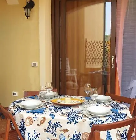 Casa Giardino E Barbecue Apartment *